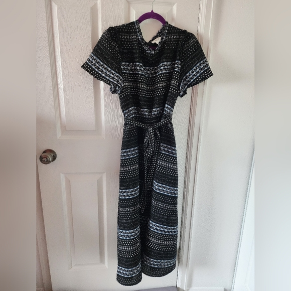 Orange Creek Black and White Patterned Dress - Picture 2 of 5